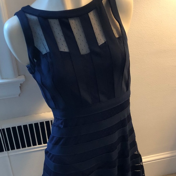 SLEEVELESS  NAVY COQUETTE  DRESS by WHBM - Picture 3 of 6